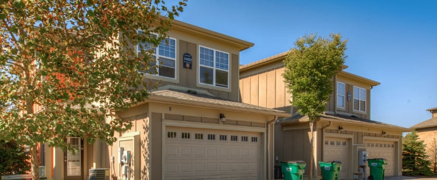 Exterior of apartment in Sylvania